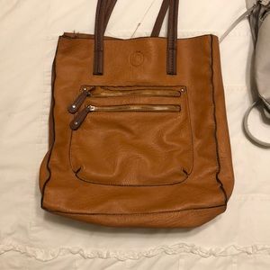 Wilson’s leather tote